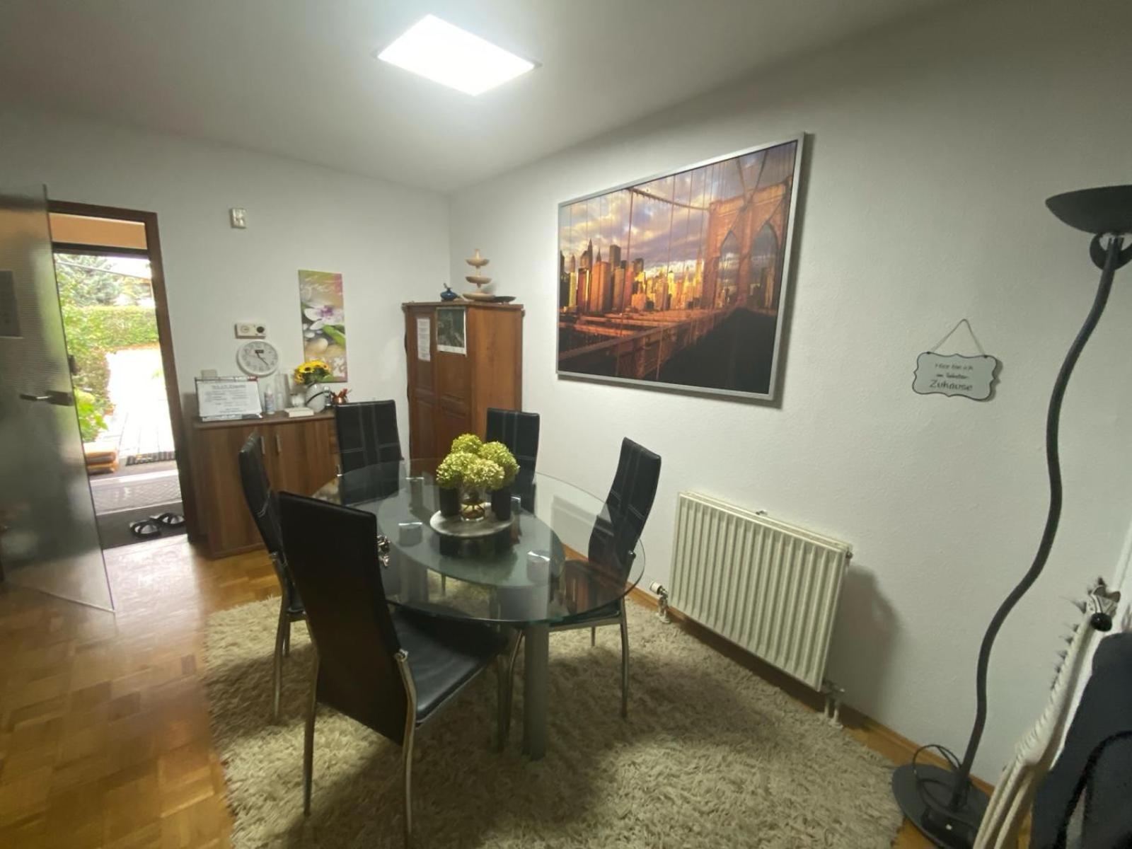 Appartamento Dachgeschoss In Einem Reihenhaus Heidelberg Esterno foto