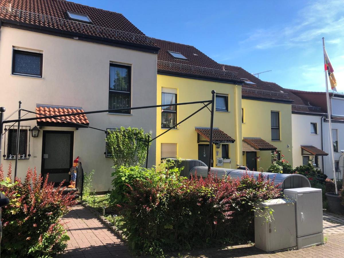 Appartamento Dachgeschoss In Einem Reihenhaus Heidelberg Esterno foto